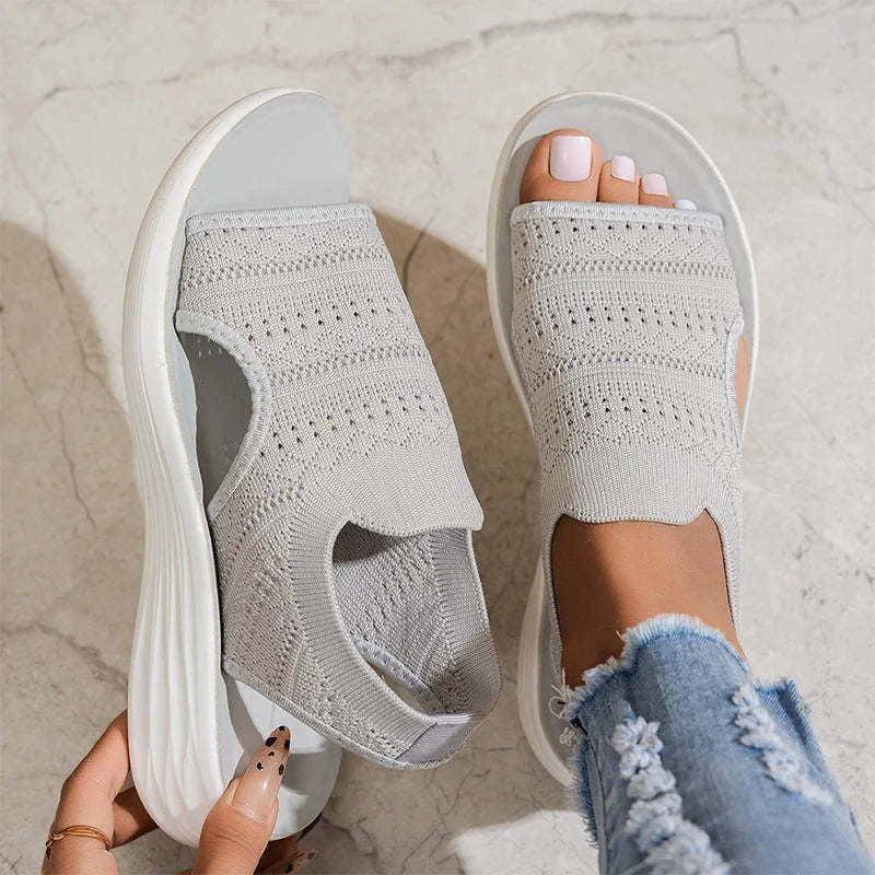 SERENA – SANDALIA PLANA DE VERANO