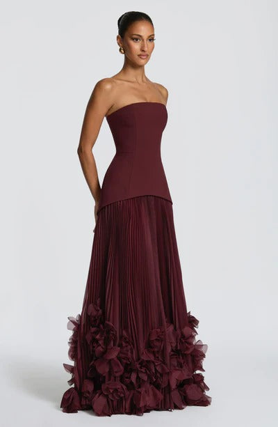 ALESSIA – VESTIDO DE OCASIÓN CON APLICACIONES FLORALES