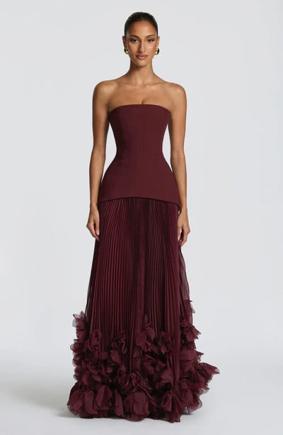 ALESSIA – VESTIDO DE OCASIÓN CON APLICACIONES FLORALES