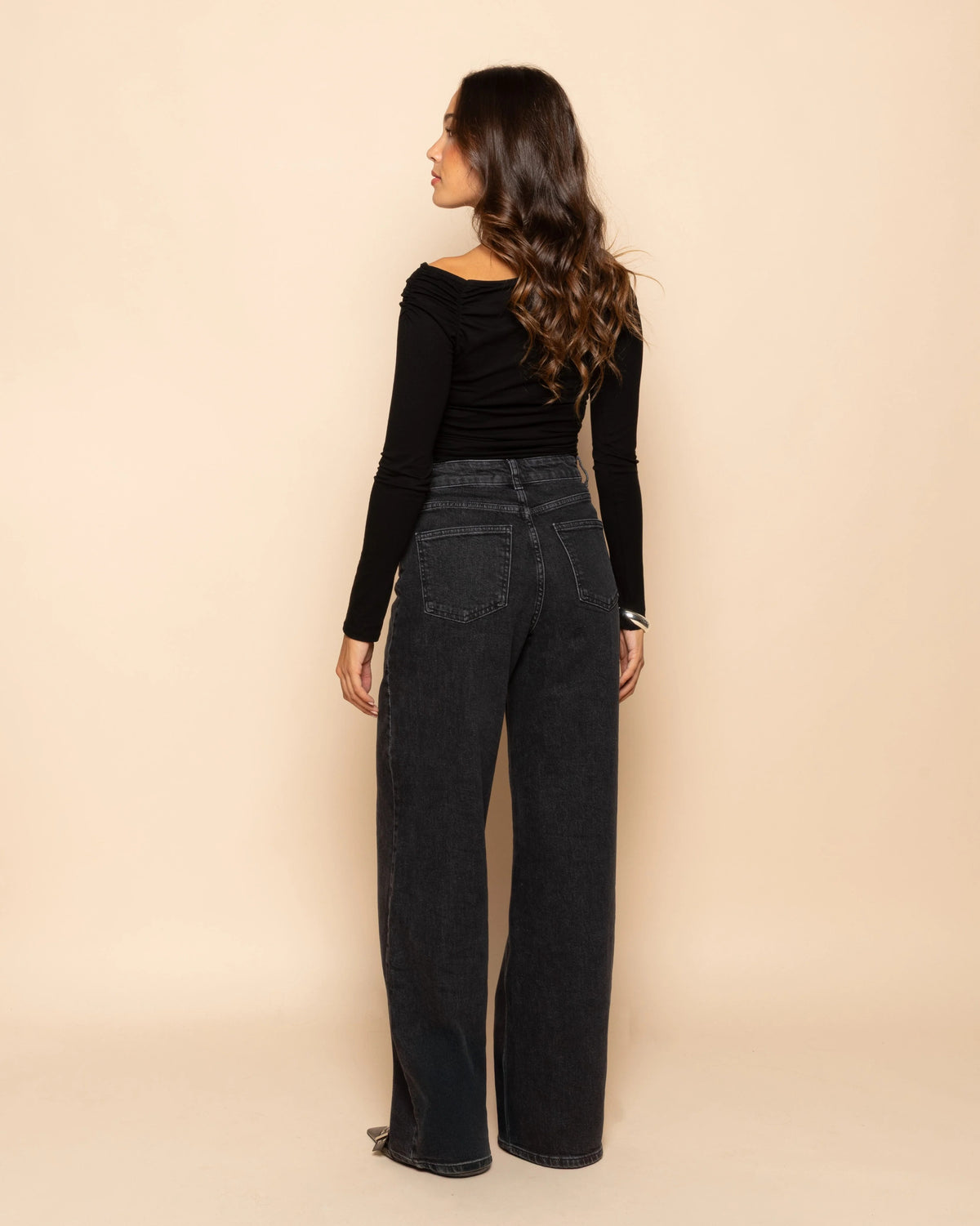 VALERIA – VAQUEROS DE PATA ANCHA