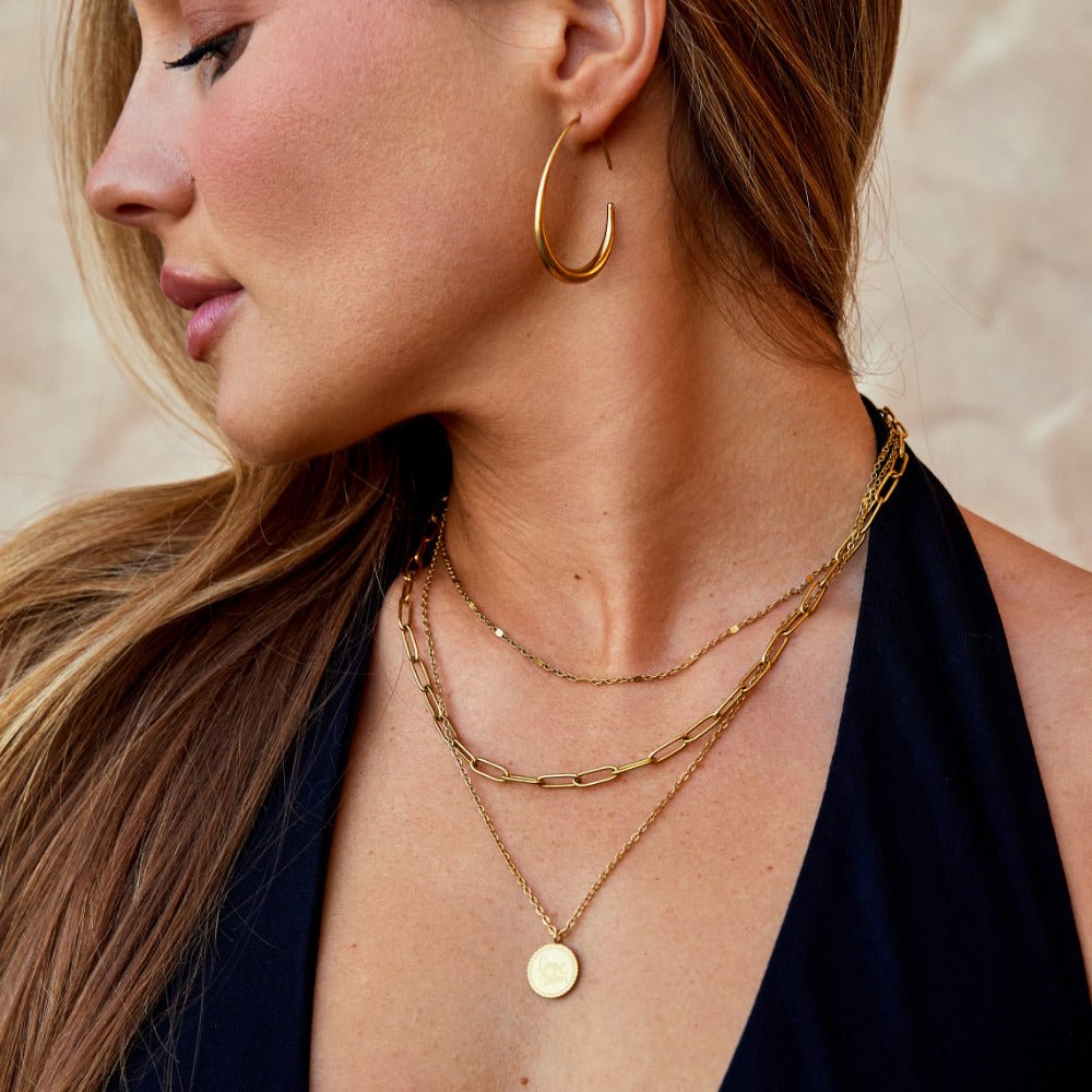 VANESA - AROS DORADOS DE ACERO INOXIDABLE
